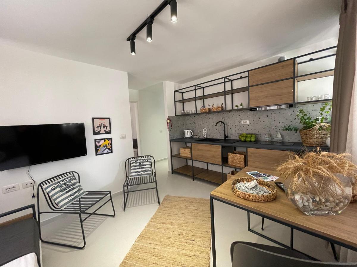 Vela Apartaments 4 Sarandë Buitenkant foto