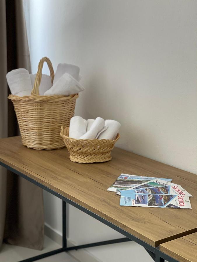 Vela Apartaments 4 Sarandë Buitenkant foto